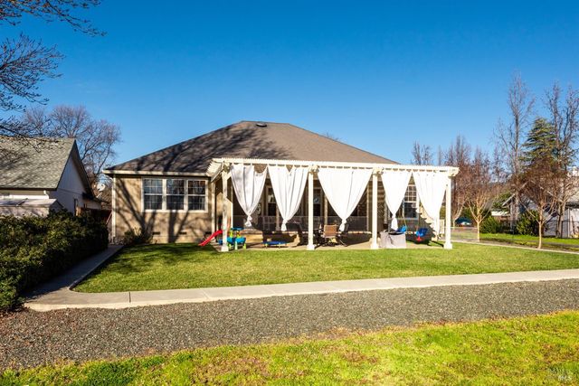 18094 Spyglass Rd, Hidden Valley Lake, CA 95467