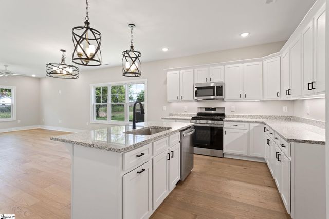 18A N Georgia Avenue, Greenville, SC 29611