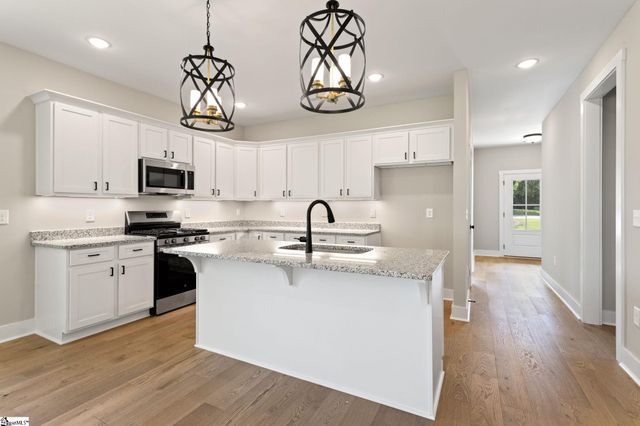 18A N Georgia Avenue, Greenville, SC 29611