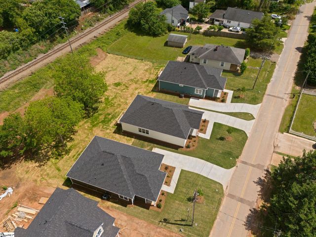 18A N Georgia Avenue, Greenville, SC 29611