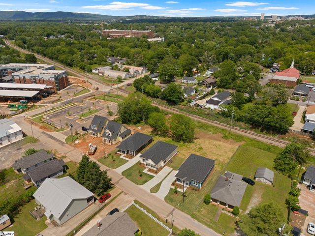 18A N Georgia Avenue, Greenville, SC 29611