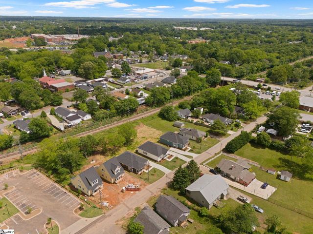 18A N Georgia Avenue, Greenville, SC 29611