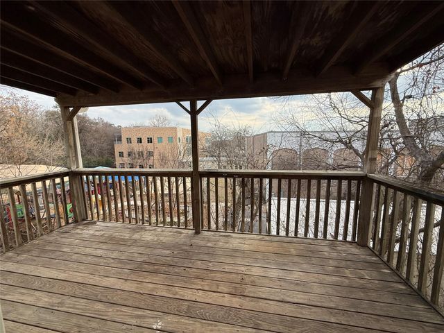 3902 Peterson Ave 202, Austin, TX 78756