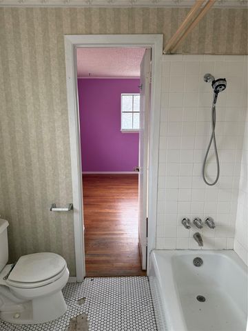 3902 Peterson Ave 202, Austin, TX 78756