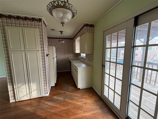 3902 Peterson Ave 202, Austin, TX 78756