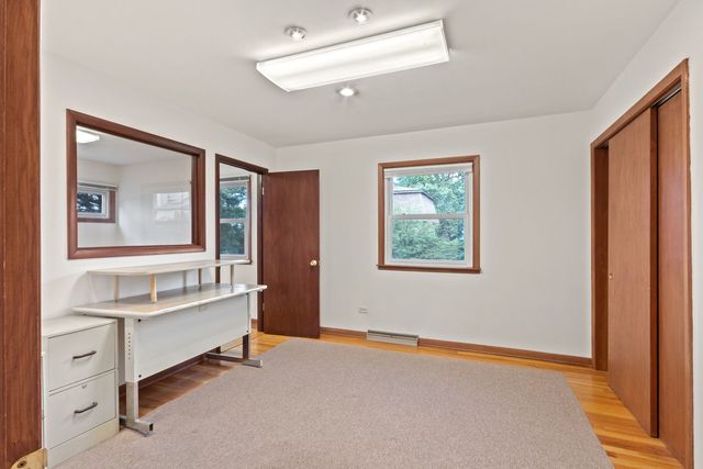 123 Ogden Avenue, Clarendon Hills, IL 60514