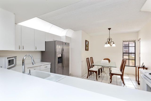 9711 Pavarotti Terrace 101, Boynton Beach, FL 33437