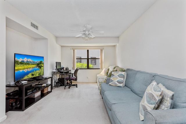 9711 Pavarotti Terrace 101, Boynton Beach, FL 33437