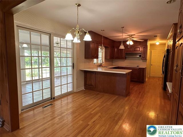 4528 Canterbury Drive, Lower Macungie Twp, PA 18049