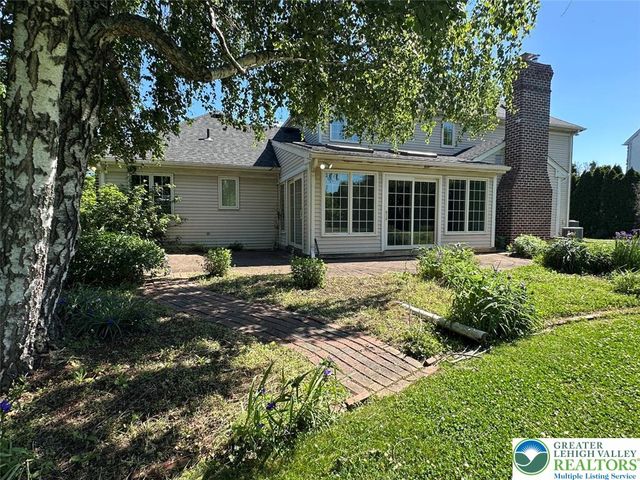 4528 Canterbury Drive, Lower Macungie Twp, PA 18049