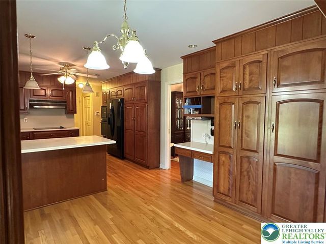 4528 Canterbury Drive, Lower Macungie Twp, PA 18049