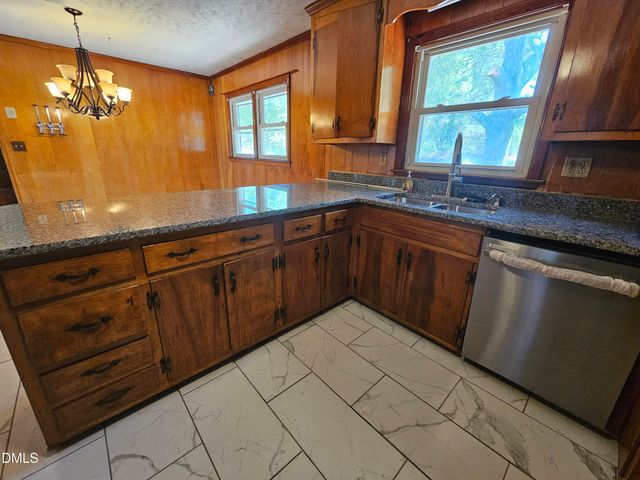 4603 Rosehill Road, Fayetteville, NC 28311