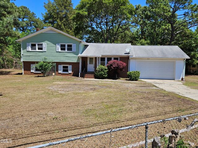 4603 Rosehill Road, Fayetteville, NC 28311