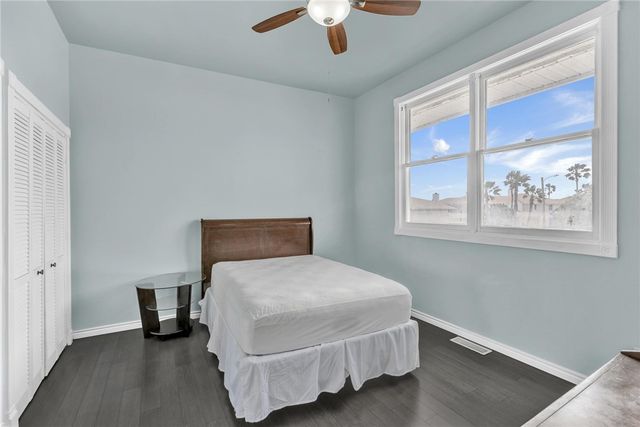 15401 Fortuna Bay Dr 103, Corpus Christi, TX 78418