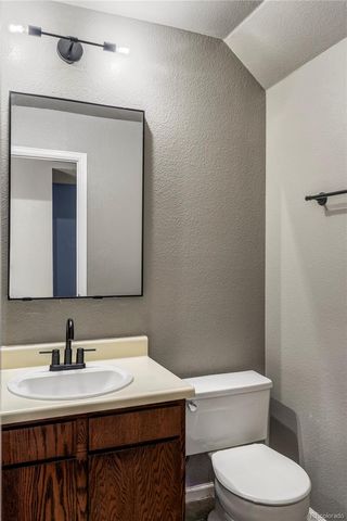 12835 E Louisiana Avenue, Aurora, CO 80012