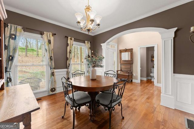 5812 Shadow Oaks Drive, Murrayville, GA 30564