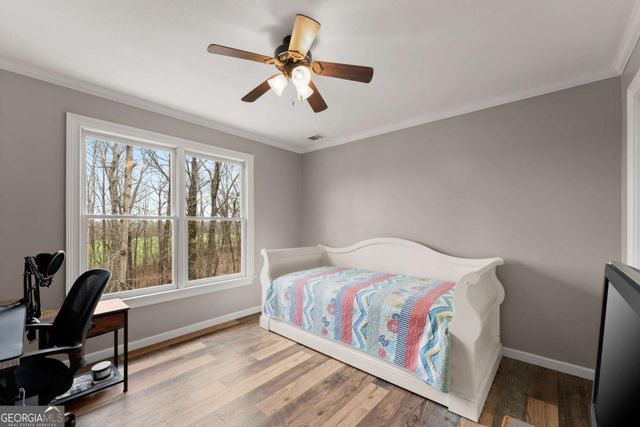 5812 Shadow Oaks Drive, Murrayville, GA 30564