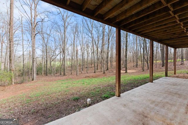 5812 Shadow Oaks Drive, Murrayville, GA 30564