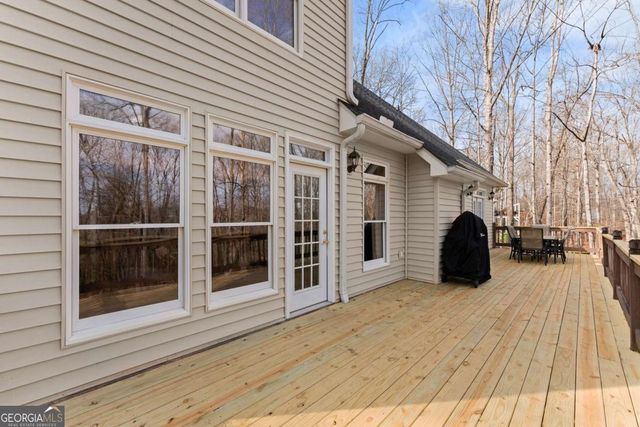 5812 Shadow Oaks Drive, Murrayville, GA 30564