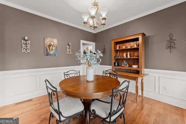 5812 Shadow Oaks Drive, Murrayville, GA 30564