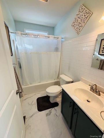 10 Rathbun Road, Rhinebeck, NY 12572