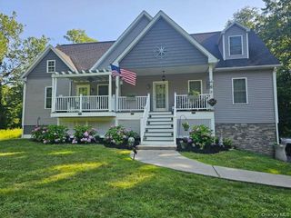 10 Rathbun Road, Rhinebeck, NY 12572
