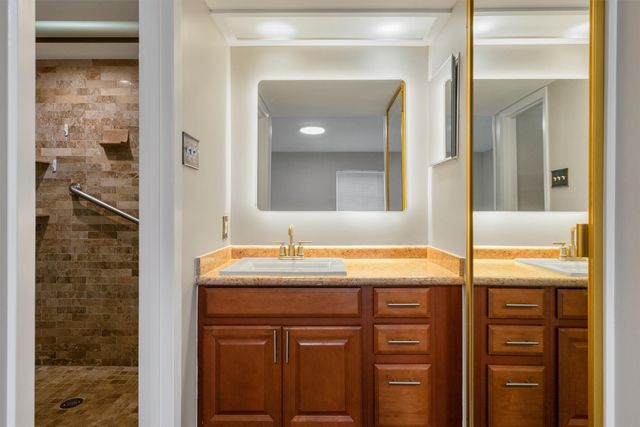 5303 Fleetwood Oaks Avenue 178, Dallas, TX 75235