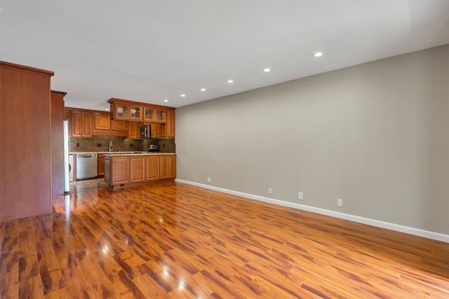 5303 Fleetwood Oaks Avenue 178, Dallas, TX 75235