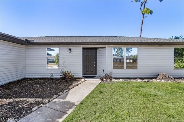 17176 Phlox DR, Fort Myers, FL 33967