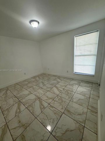 10393 N Kendall Dr U7, Miami, FL 33176