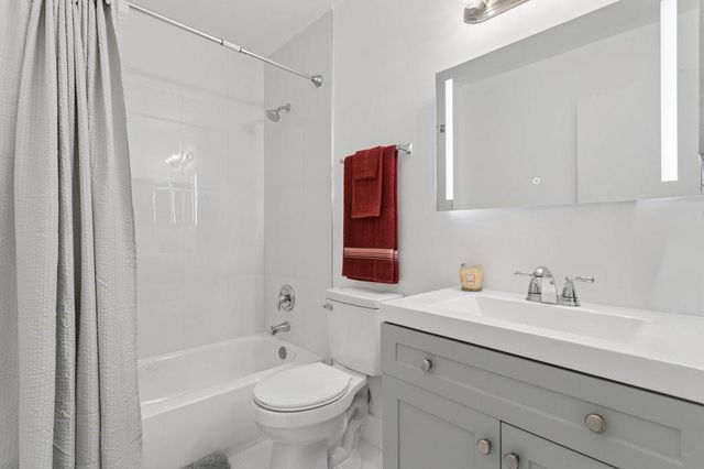 3679 NW 91st Lane, Sunrise, FL 33351