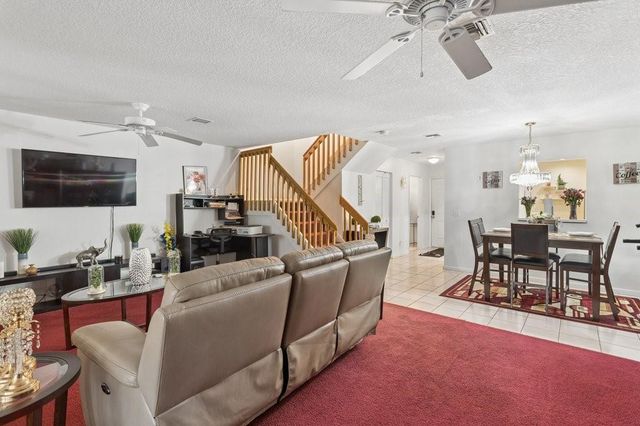 3679 NW 91st Lane, Sunrise, FL 33351