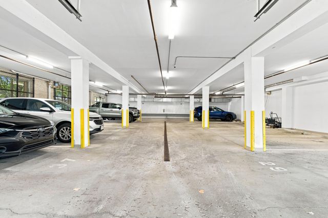 448 W Nationwide Boulevard, 204, Columbus, OH 43215