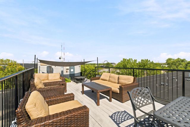 448 W Nationwide Boulevard, 204, Columbus, OH 43215
