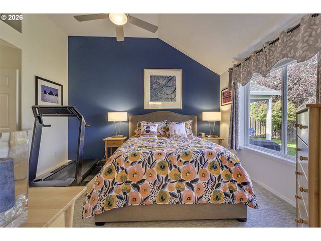 16761 Nw STOLLER Dr, Portland, OR 97229