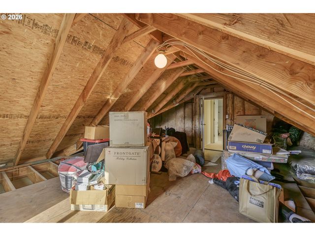 16761 Nw STOLLER Dr, Portland, OR 97229