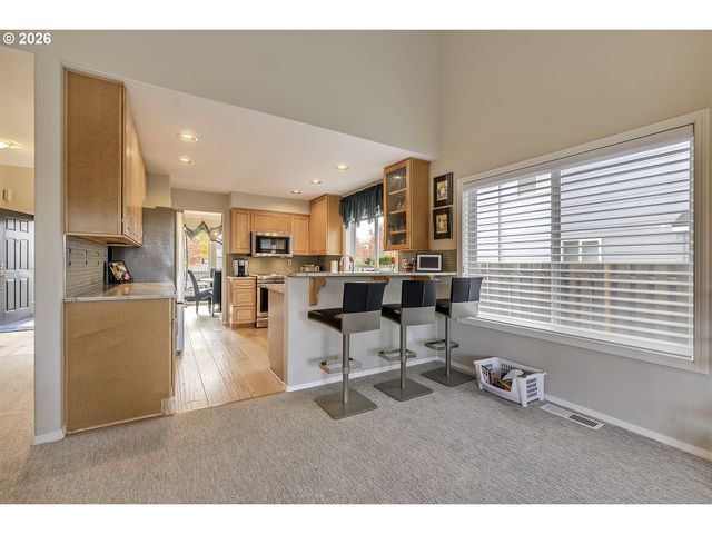 16761 Nw STOLLER Dr, Portland, OR 97229