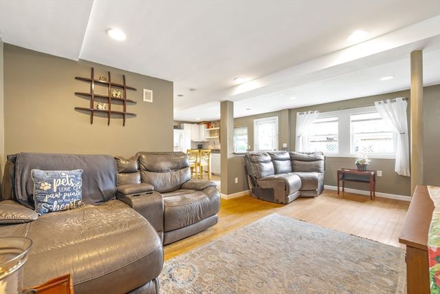 25 Nickerson Rd, Ashland, MA 01721