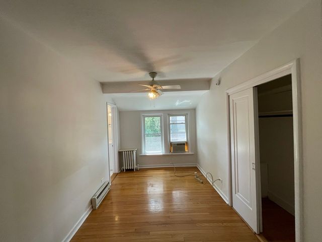 1155 Saint Johns Avenue G, Highland Park, IL 60035