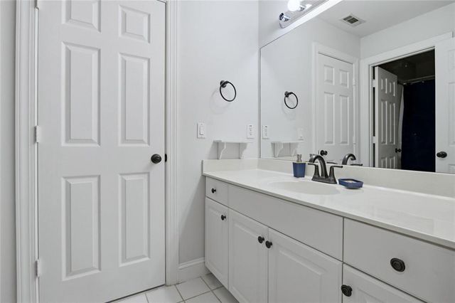 8079 Classic Drive, Jonesboro, GA 30236