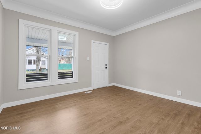 1045 Orchard Street, Toledo, OH 43609