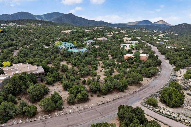1849 Cerros Colorados, Santa Fe, NM 87501