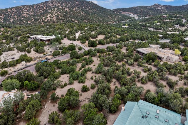 1849 Cerros Colorados, Santa Fe, NM 87501