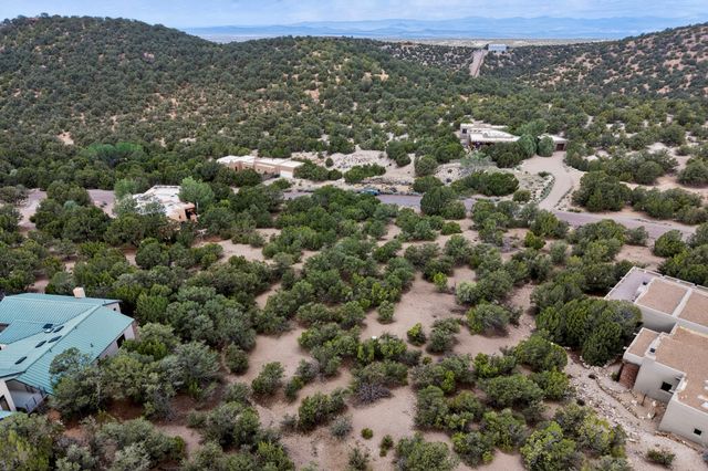 1849 Cerros Colorados, Santa Fe, NM 87501