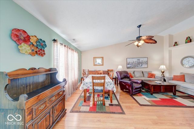 1039 Swinton Way, Westfield, IN 46074