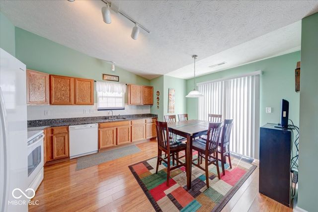 1039 Swinton Way, Westfield, IN 46074