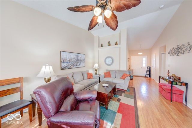 1039 Swinton Way, Westfield, IN 46074