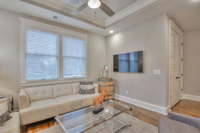 1002B Woodmont Blvd, Nashville, TN 37204
