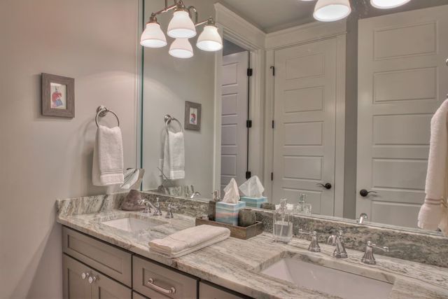 1002B Woodmont Blvd, Nashville, TN 37204