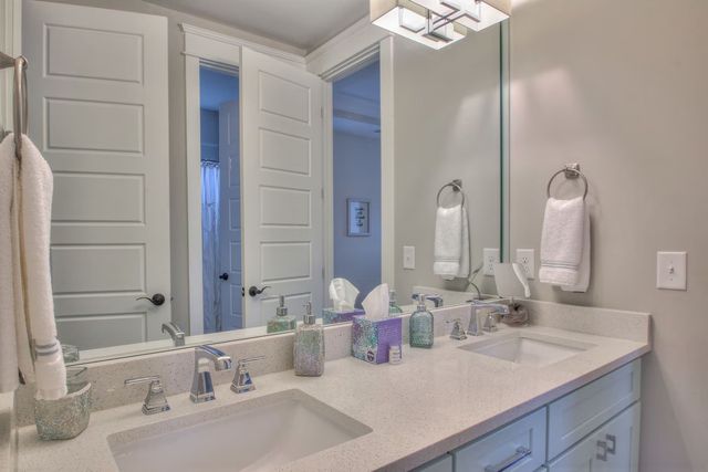 1002B Woodmont Blvd, Nashville, TN 37204